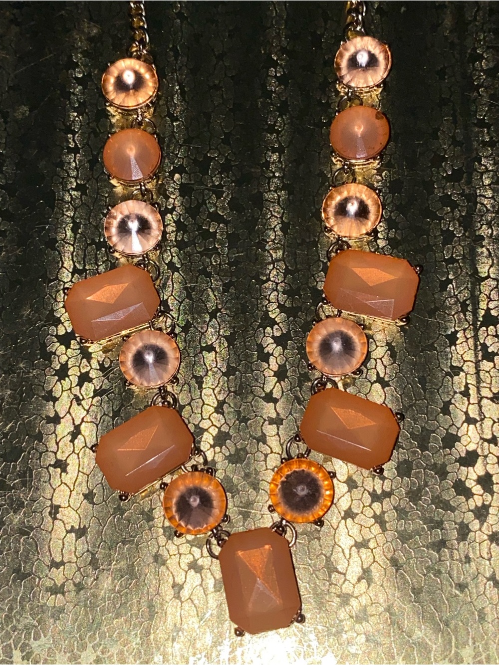 NWT Olivia Welles 14K Gold-Plated Peach Statement Necklace - Picture 2 of 7